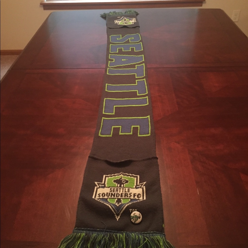 Seattle Sounders scarf